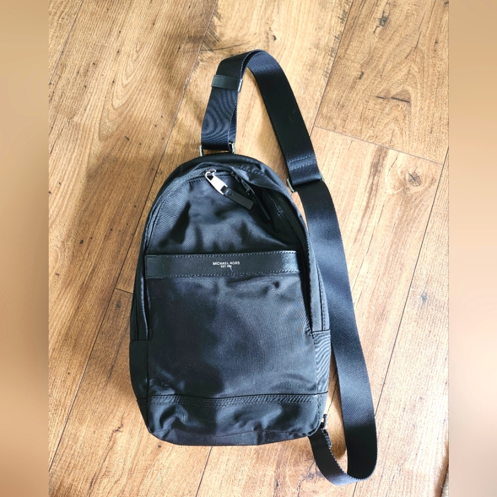 Michael Kors Black Belt Bag Sleek Minimalist Design